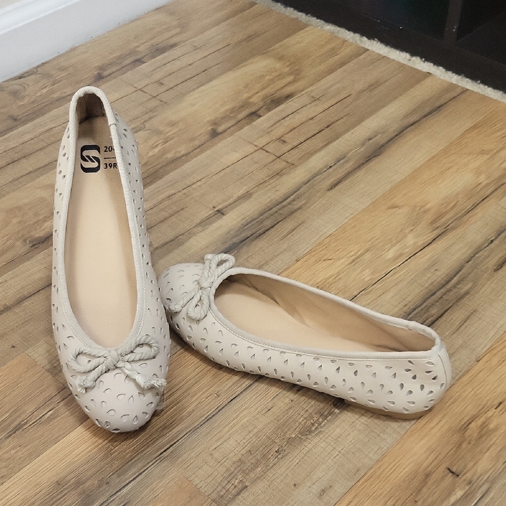 SOLECTO HOPSCOTCH Stone Leather Ballet Flats Size 39